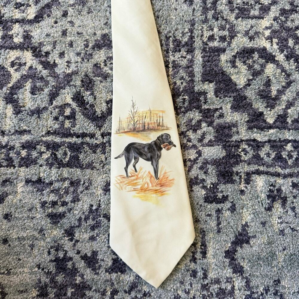 Handpainted Vintage 80’s/90’s Black Lab Hunting Dog Forest Graphic Collector’s